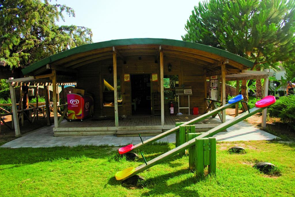 Aska Costa Holiday Club Side Exteriér fotografie